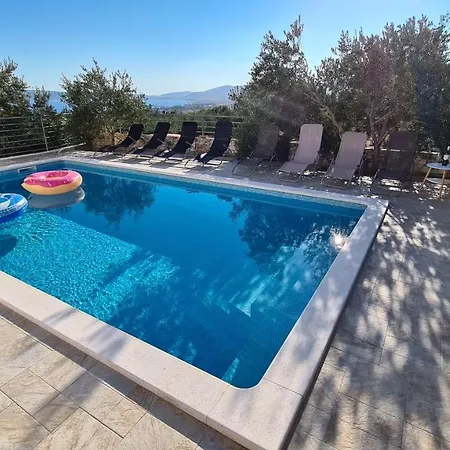Luxury Ana With Private Pool And Sea View