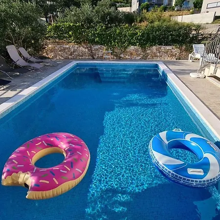 Luxury Ana With Private Pool And Sea View