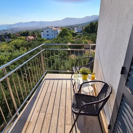 Vila Luxury Ana With Private Pool And Sea View Kaštela