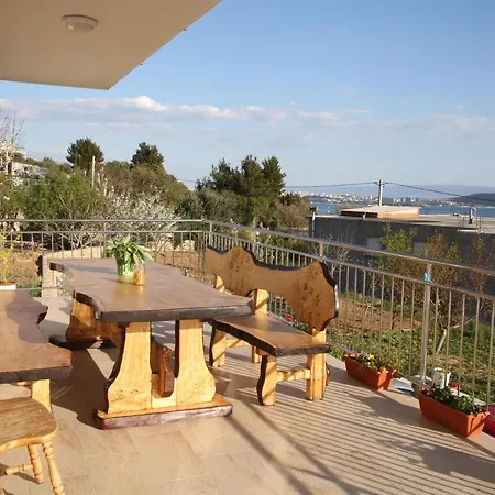 Luxury Villa Ana With Private Pool And Sea View Villa *