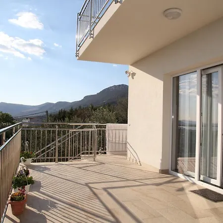 Luxury Villa Ana With Private Pool And Sea View Villa